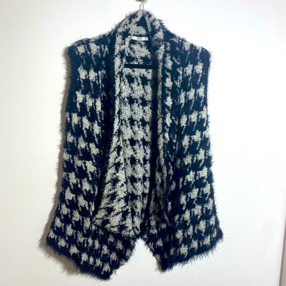 Black and White Fuzzy Houdstooth Vest